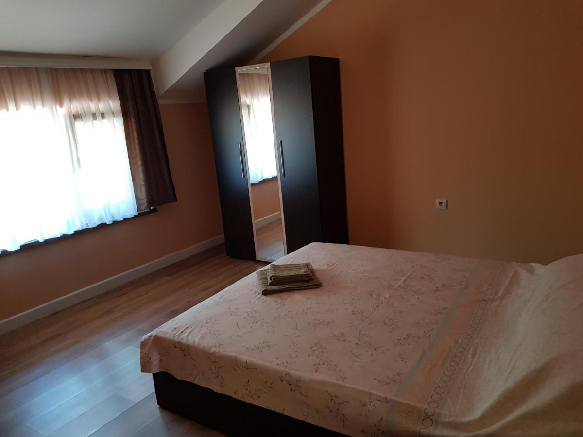 Къща За Гости Вършец Apartment *