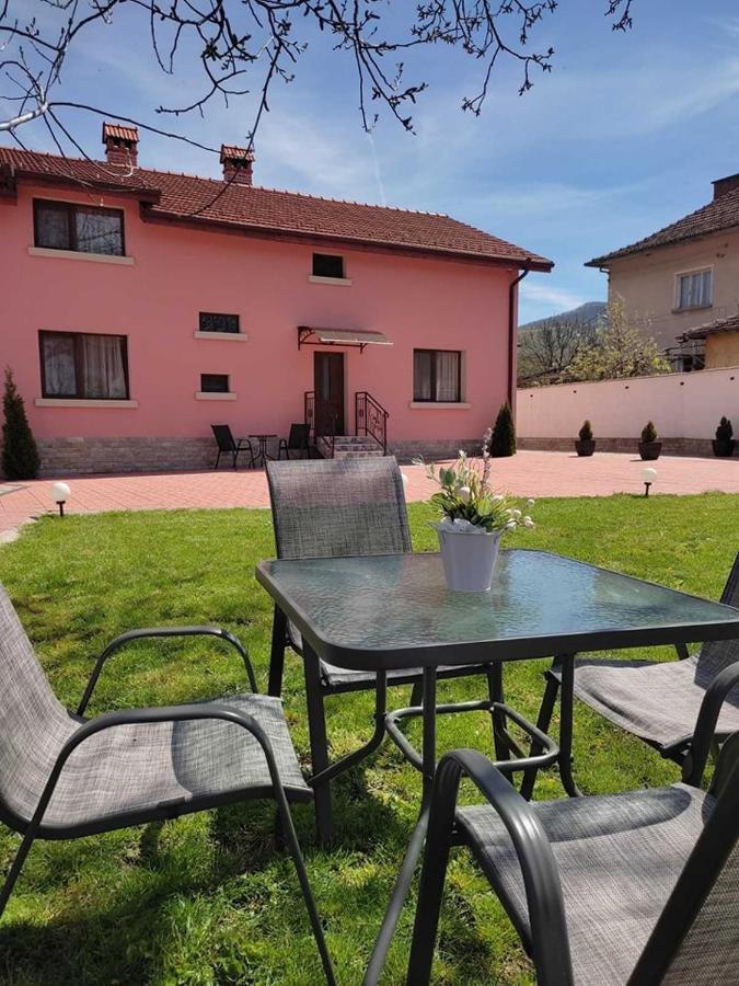 Къща За Гости Вършец Apartment